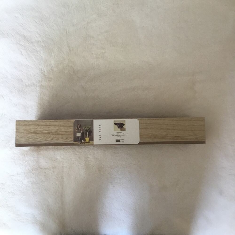 Rae Dunn White "HAPPY SPRING" Wooden Wall Sign - Picture 3 of 12